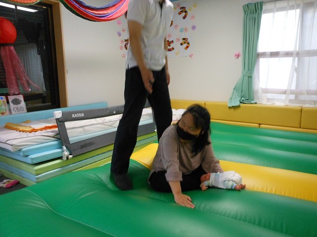 DSCN0562トランポリン.JPG