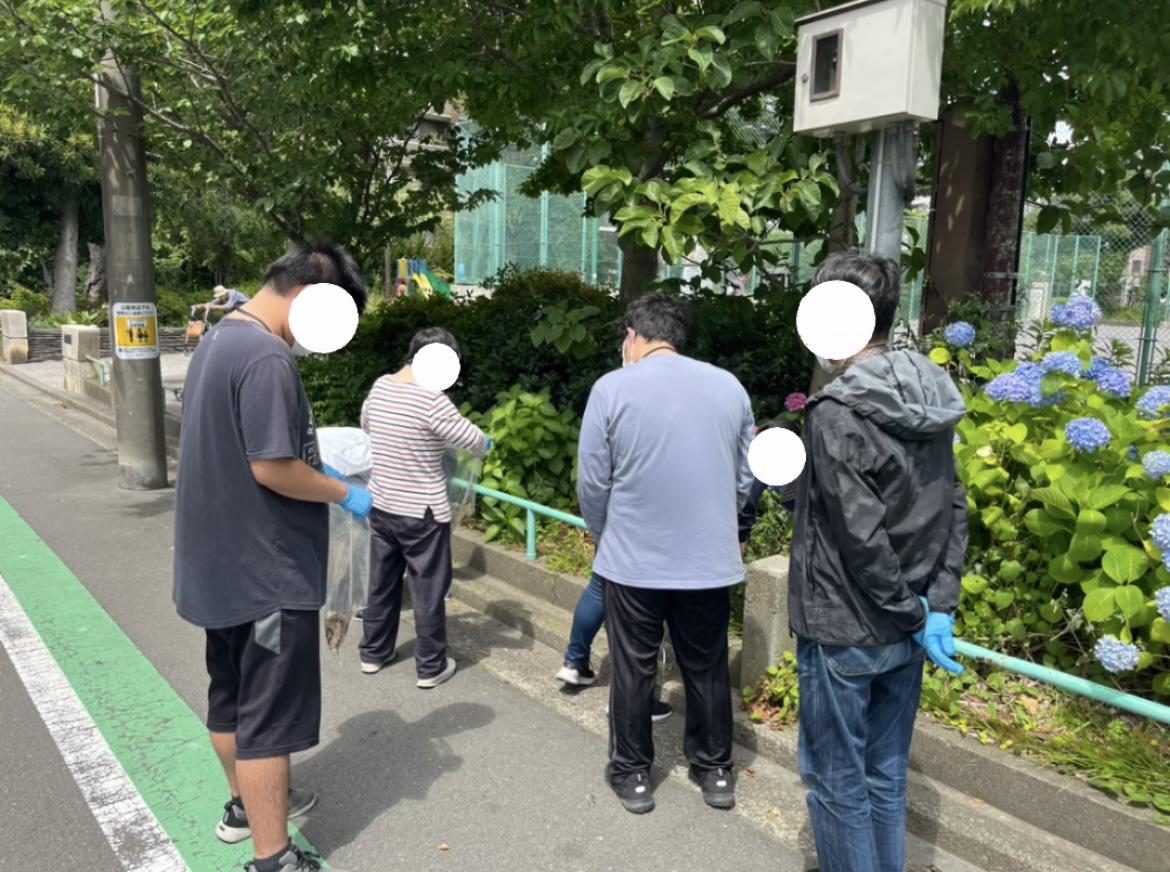 みんなで街をピカピカに！青空のもと、お散歩へレッツゴー！の画像